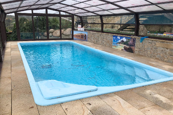 cubierta adosada piscina